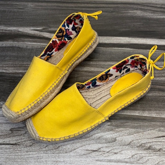 Vera Bradley Lace-back Espadrilles - Picture 6 of 15